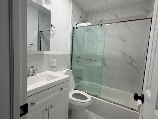21704 135th Avenue, Unit 1, Springfield Gardens, NY 11413