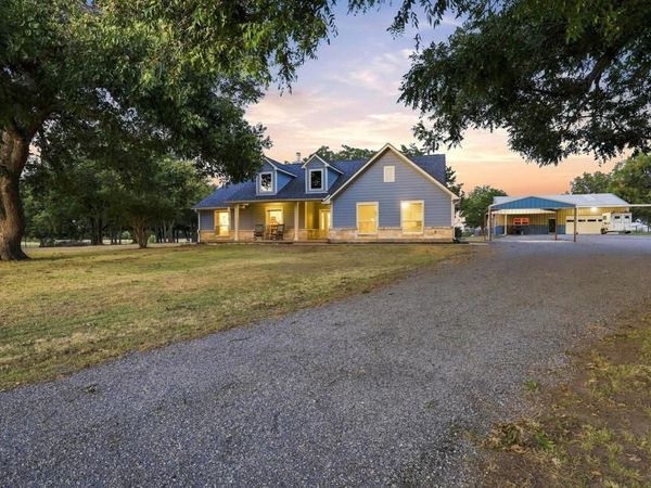 10381 Fm 512 , Wolfe City, TX 75496
