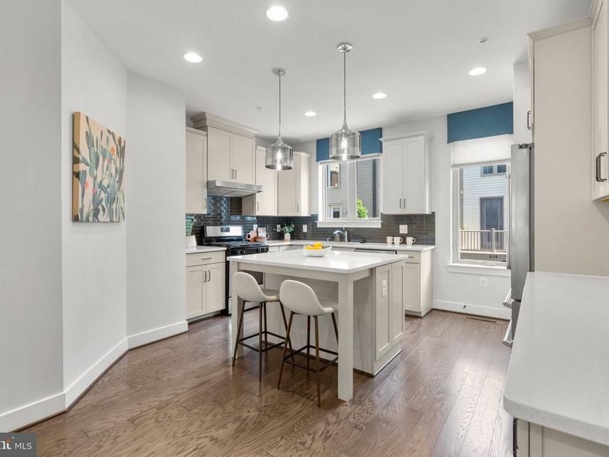 820 Thompson Crescent , Unit 26, Rockville, MD 20852 Main Photo