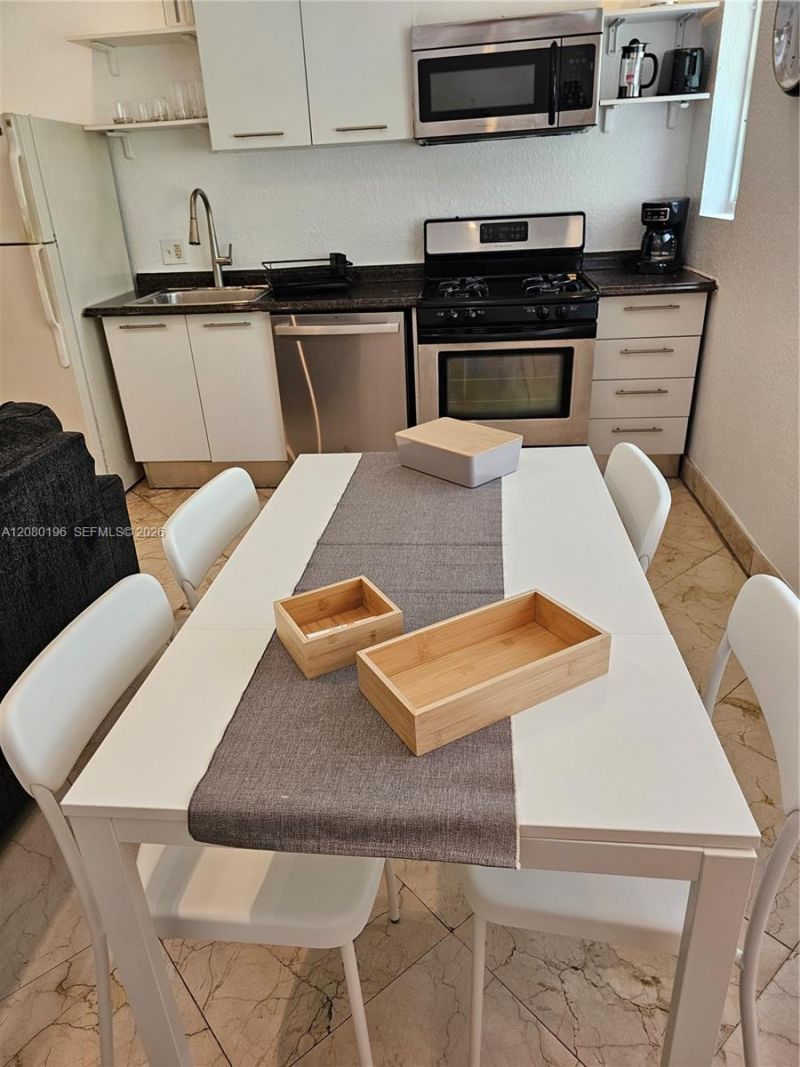 500 14th St , Unit 203, Miami Beach, FL 33139 Photo