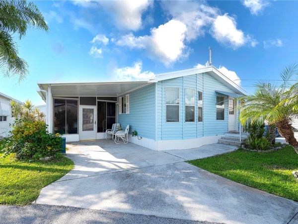 2062 CHAMPION STREET , SARASOTA, FL 34231