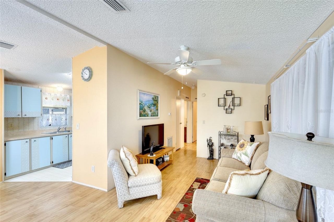 2062 Champion Street, Sarasota, FL 34231 Photo