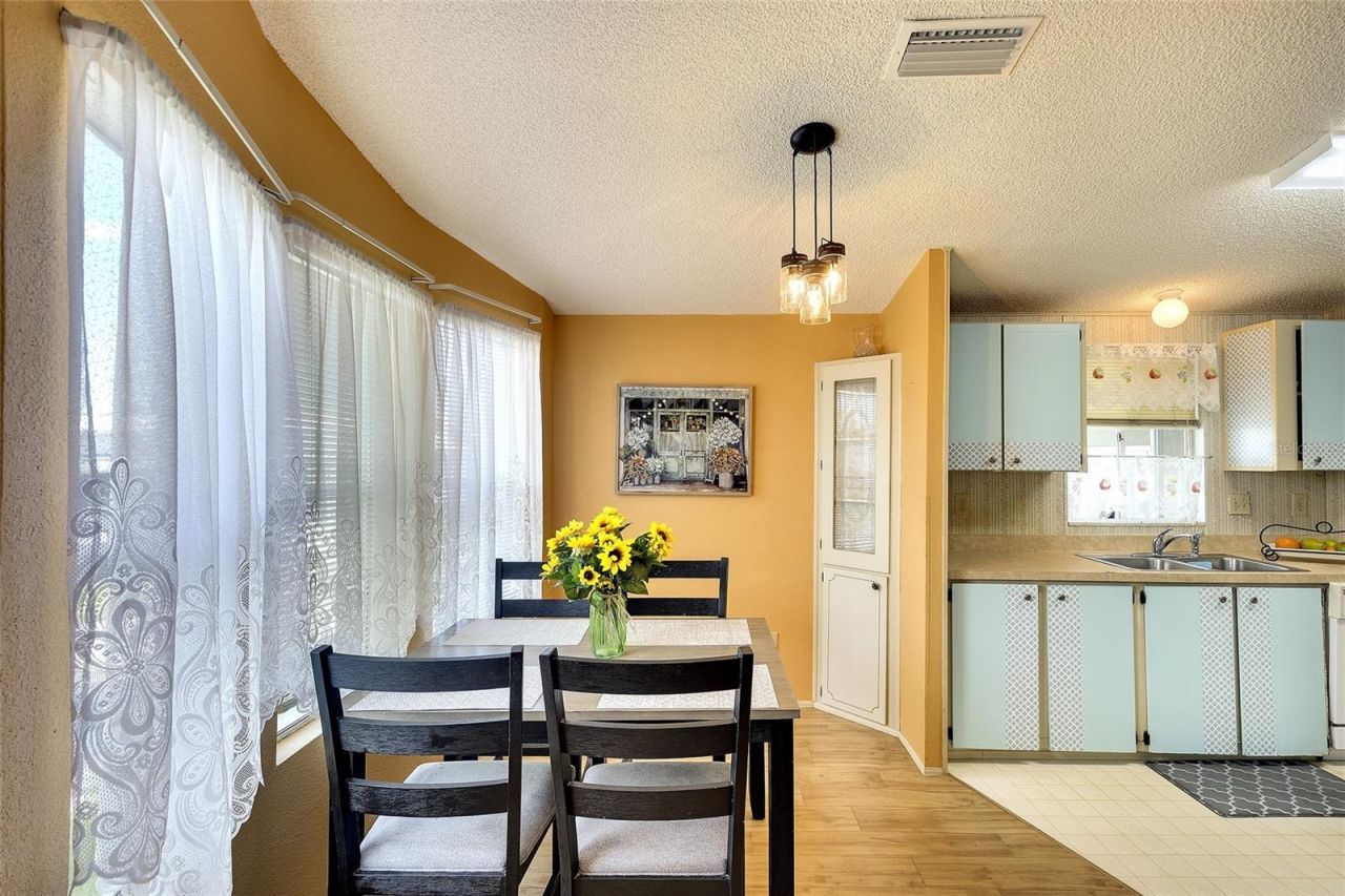 2062 Champion Street, Sarasota, FL 34231 Photo