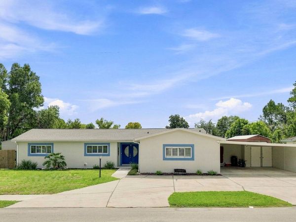 1303 SE KINGS BAY DRIVE , CRYSTAL RIVER, FL 34429