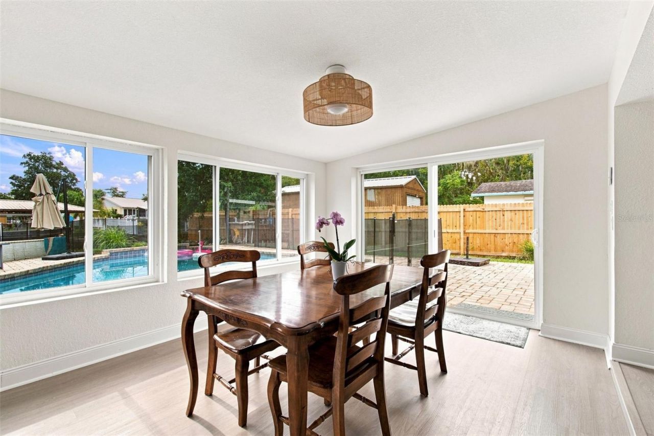1303 SE Kings Bay Drive, Crystal River, FL 34429 Photo