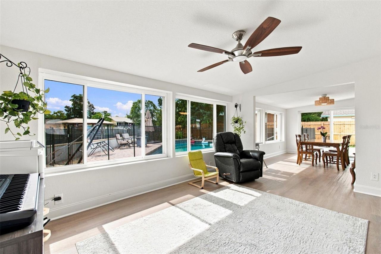 1303 SE Kings Bay Drive, Crystal River, FL 34429 Photo