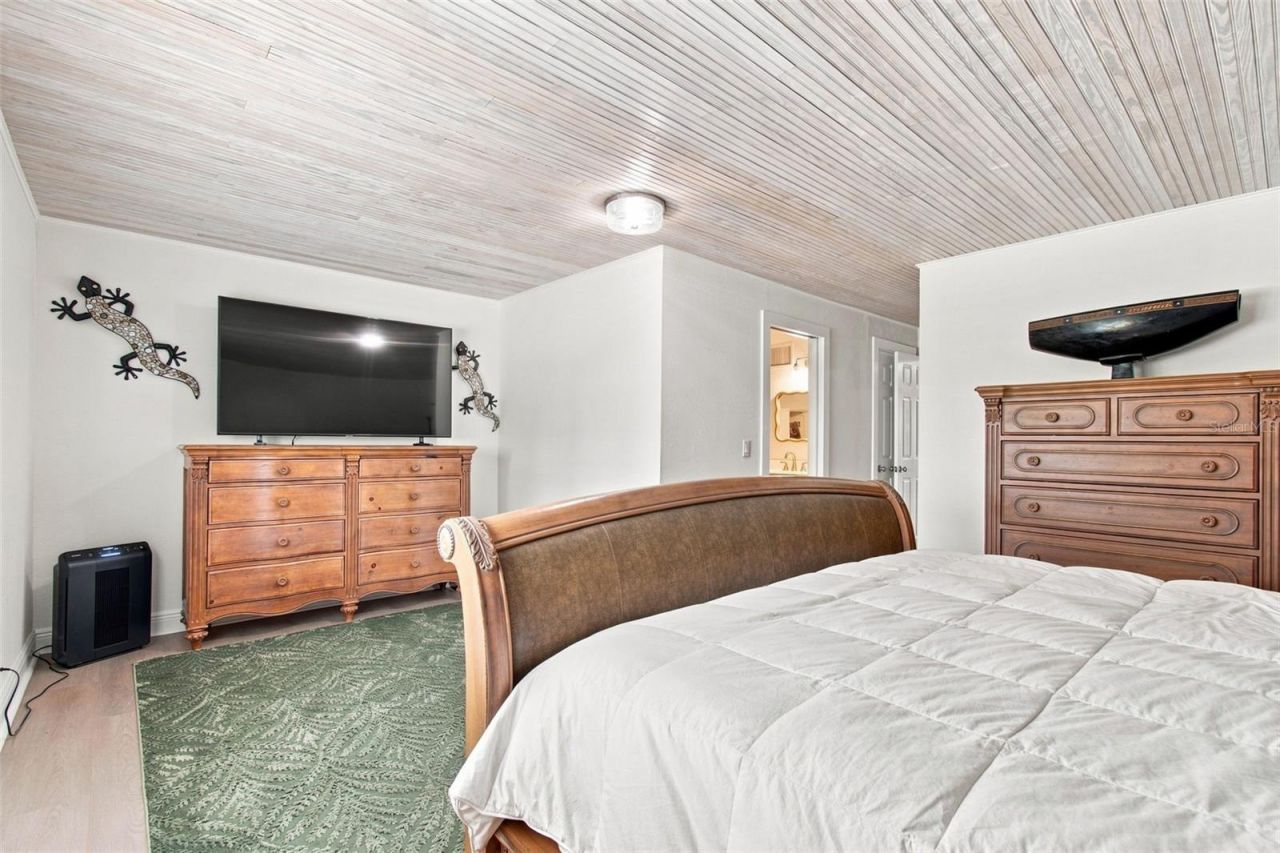 1303 SE Kings Bay Drive, Crystal River, FL 34429 Photo