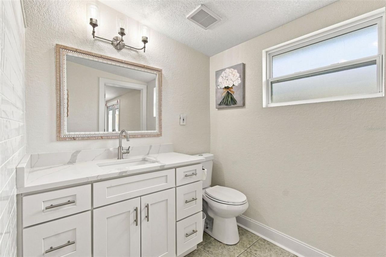 1303 SE Kings Bay Drive, Crystal River, FL 34429 Photo