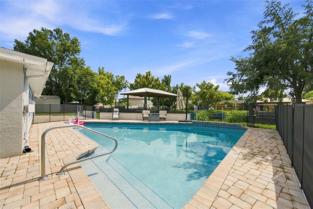 1303 SE Kings Bay Drive, Crystal River, FL 34429 Photo