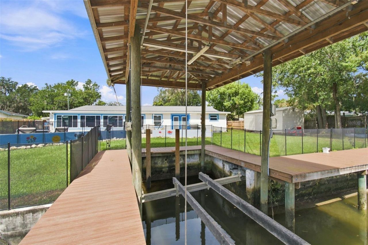 1303 SE Kings Bay Drive, Crystal River, FL 34429 Photo