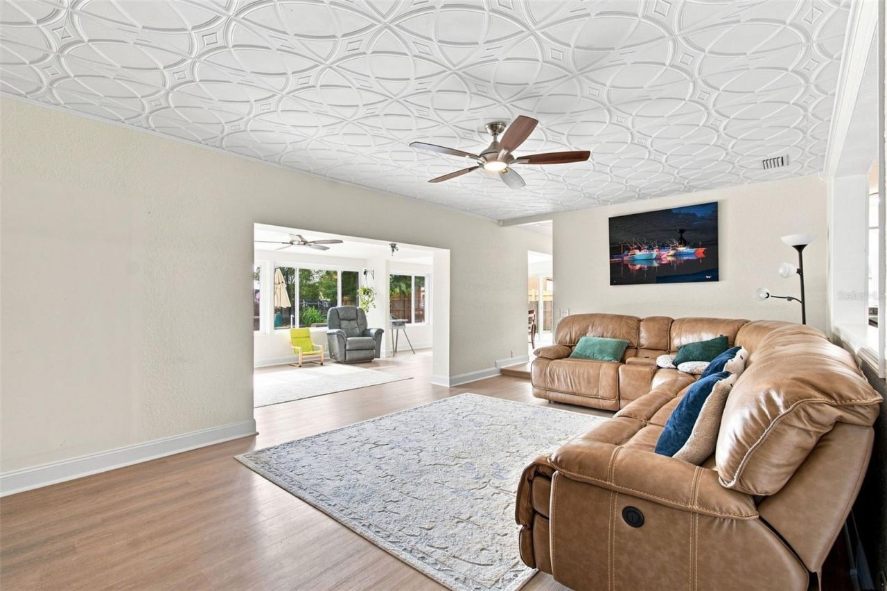 1303 SE Kings Bay Drive, Crystal River, FL 34429 Photo