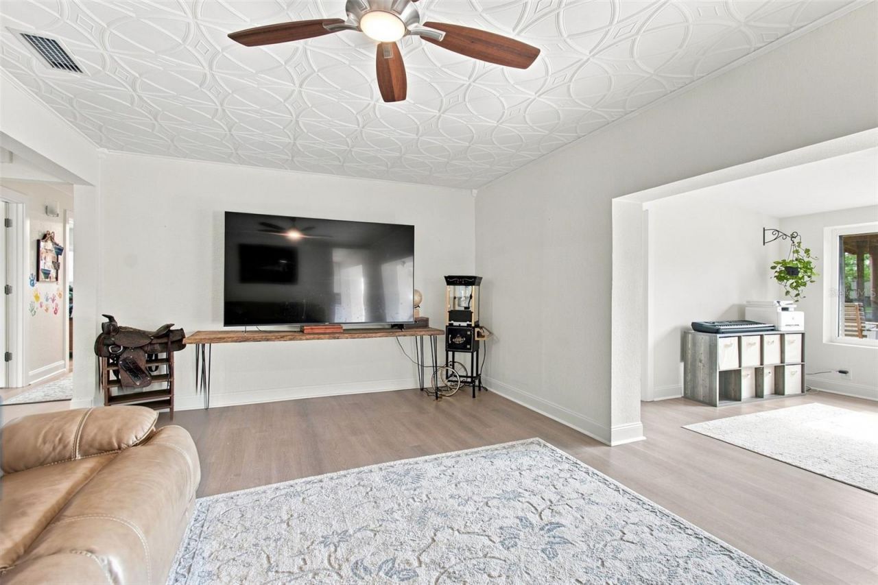 1303 SE Kings Bay Drive, Crystal River, FL 34429 Photo