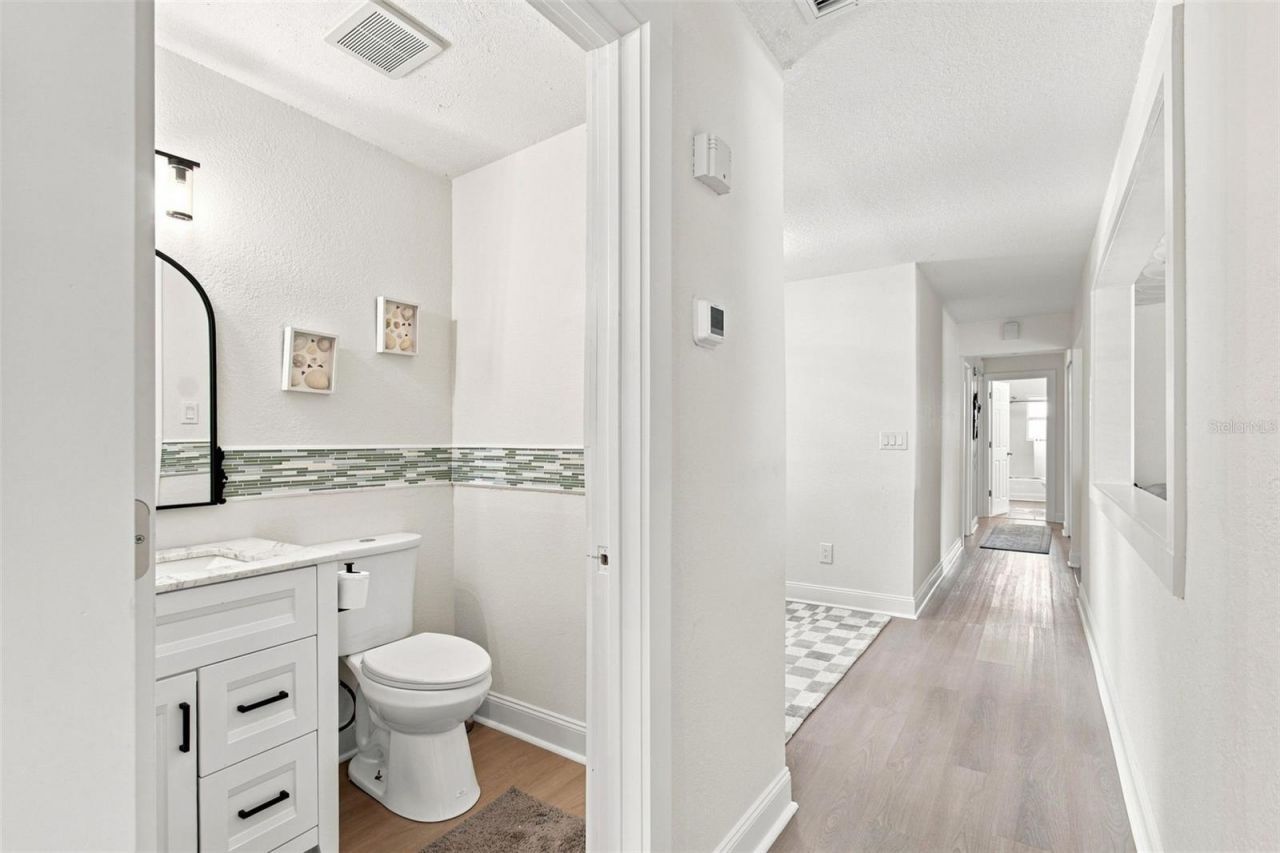 1303 SE Kings Bay Drive, Crystal River, FL 34429 Photo