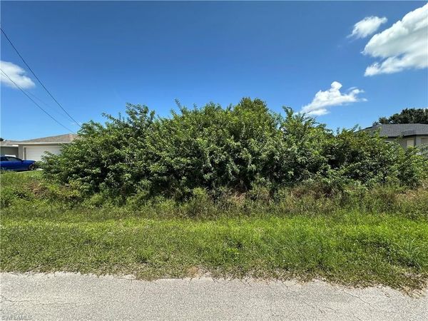 4204 SW 18th ST , LEHIGH ACRES, FL 33976