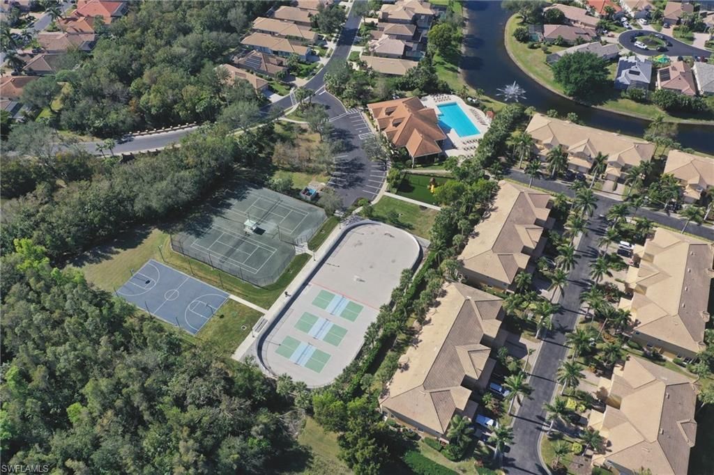 9724 Foxhall Way , Unit 4, Estero, FL 33928 Photo