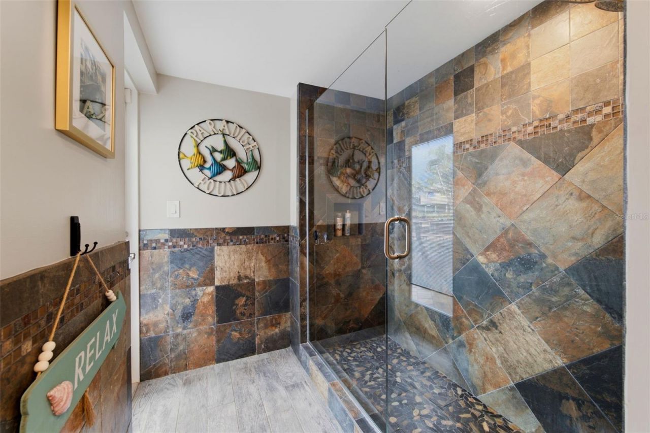 137 12th Street E, Tierra Verde, FL 33715 Photo
