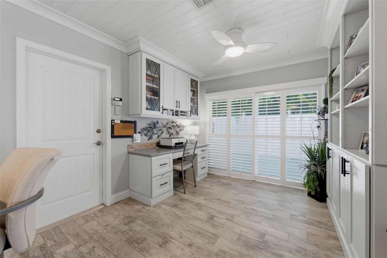 137 12th Street E, Tierra Verde, FL 33715 Photo