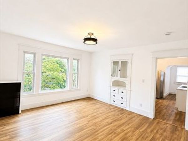1085 Sumner Ave, Unit 2, Springfield, MA 01118