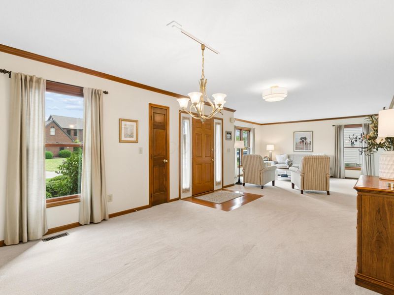 2745 Barharbor Court, Lewis Center, OH 43035 Photo 7