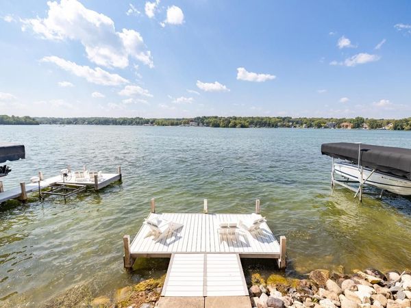 5831 S Hacker DRIVE, West Bend, WI 53095