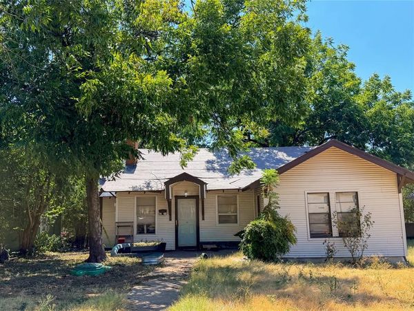 2512 Colonial Avenue , Waco, TX 76707