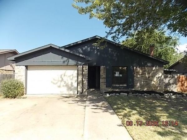 3425 Doolittle Drive , Arlington, TX 76014