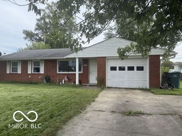 2415 W Main, Richmond, IN 47374