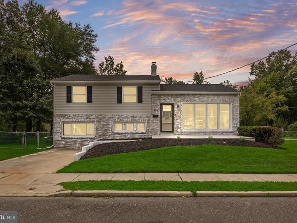 305 FAIRVIEW AVENUE , SOMERDALE, NJ 08083