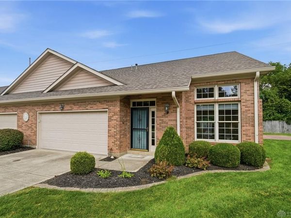 2091 Waterfall Lane, Vandalia, OH 45377