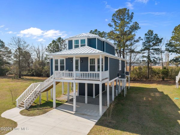 3230 Whichards Beach Road , Chocowinity, NC 27817