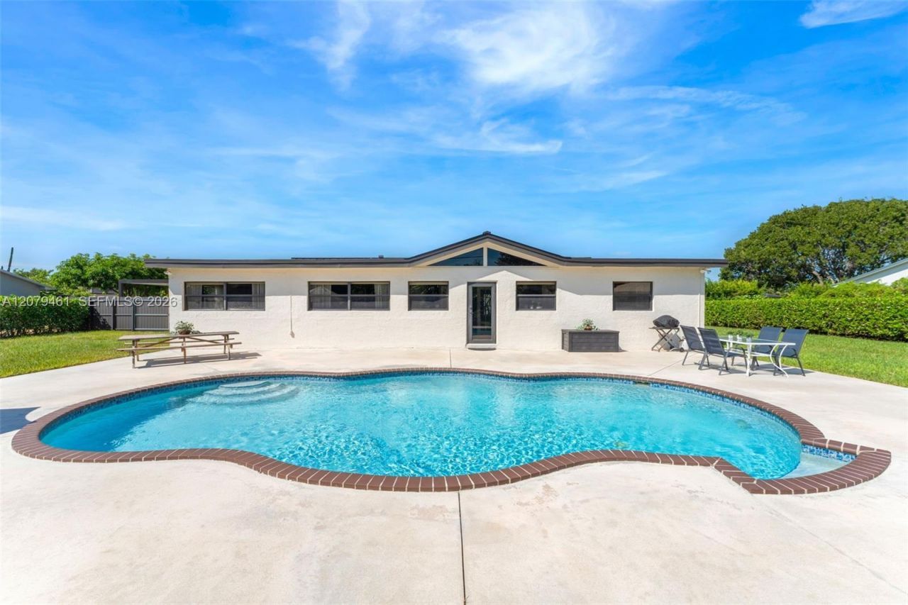32205 SW 199 Ct, Homestead, FL 33030 Photo