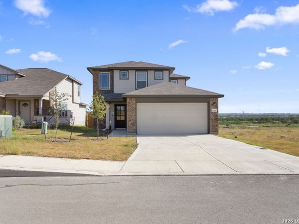 11221 HOLLINGER CIR, Converse, TX 78109