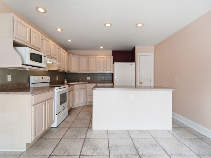 2091 Waterfall Lane, Vandalia, OH 45377 Photo 20