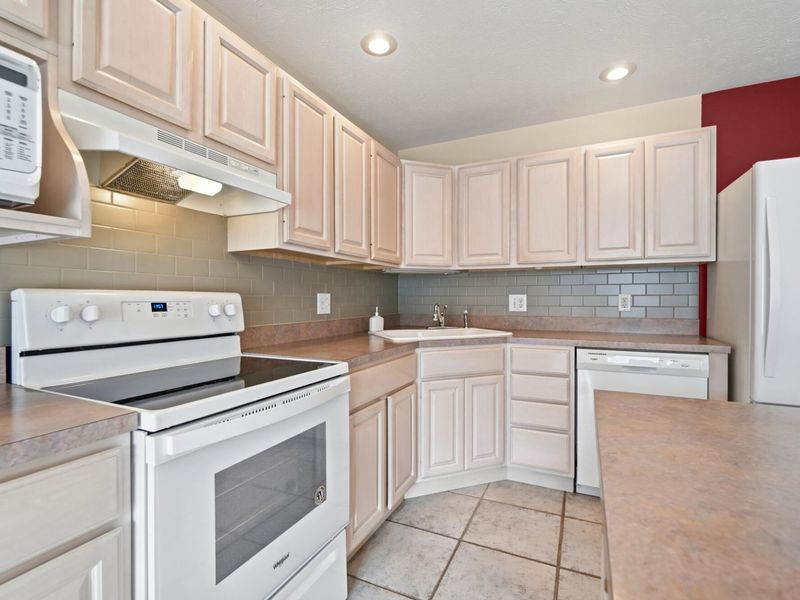 2091 Waterfall Lane, Vandalia, OH 45377 Photo 22