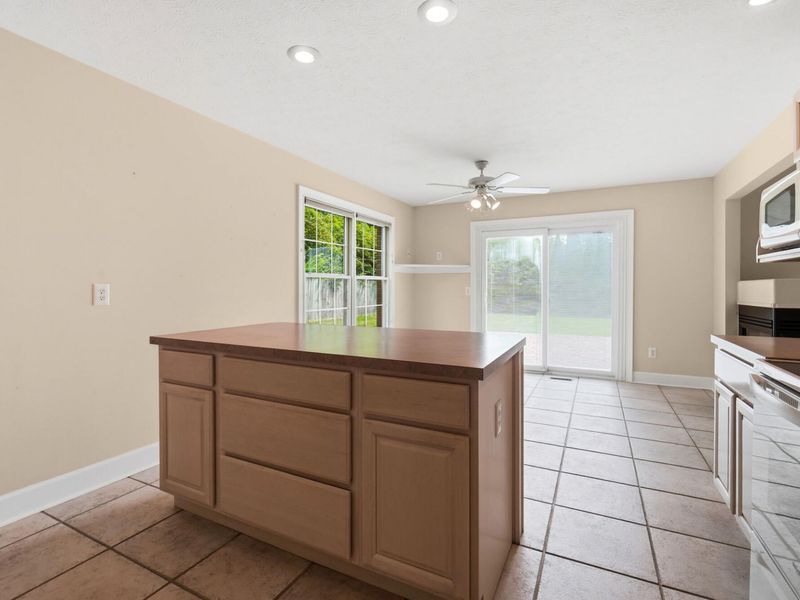 2091 Waterfall Lane, Vandalia, OH 45377 Photo 25
