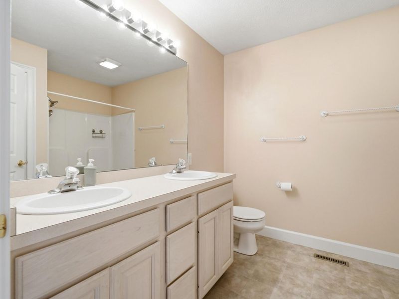 2091 Waterfall Lane, Vandalia, OH 45377 Photo 49