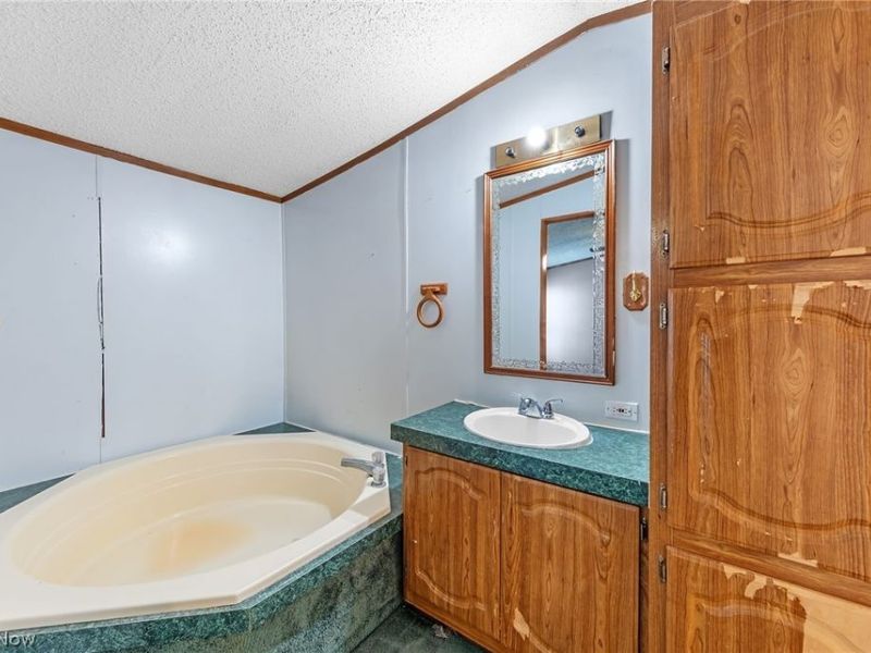 6544 Ricky Lane, Ravenna, OH 44266 Photo 17