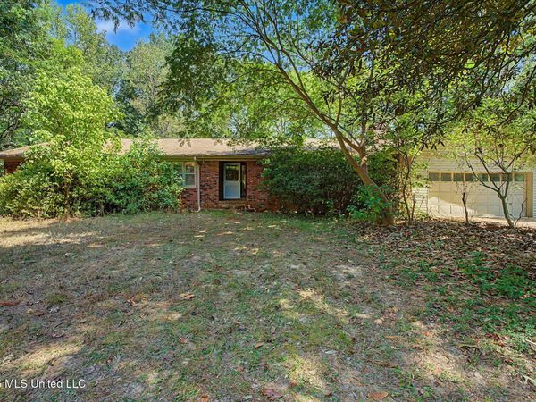 3206 Fogg Road, Nesbit, MS 38651