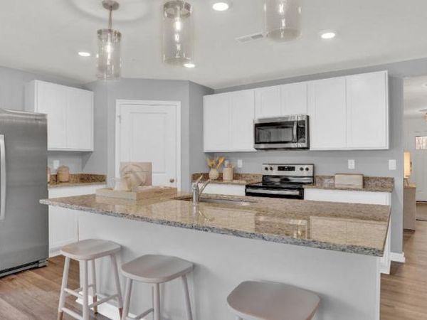 125 AMBER LANE , YORK, PA 17404