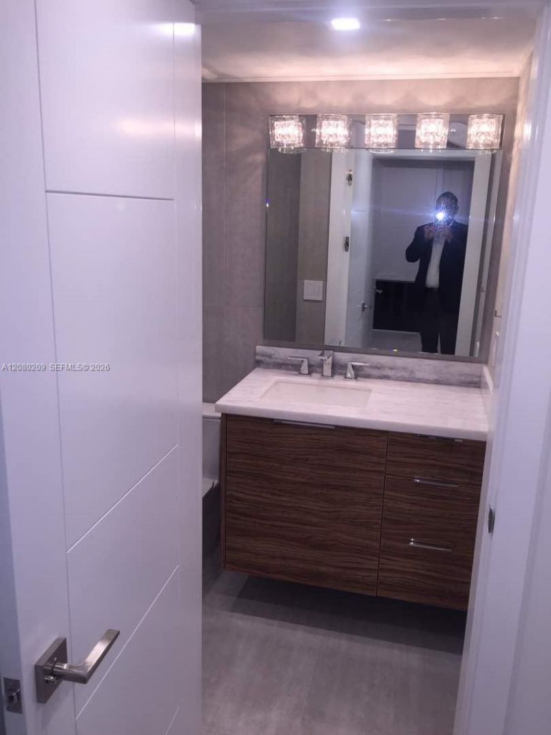 9801 Collins Ave, Unit 12Q, Bal Harbour, FL 33154 Photo