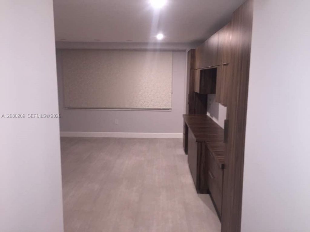9801 Collins Ave, Unit 12Q, Bal Harbour, FL 33154 Photo
