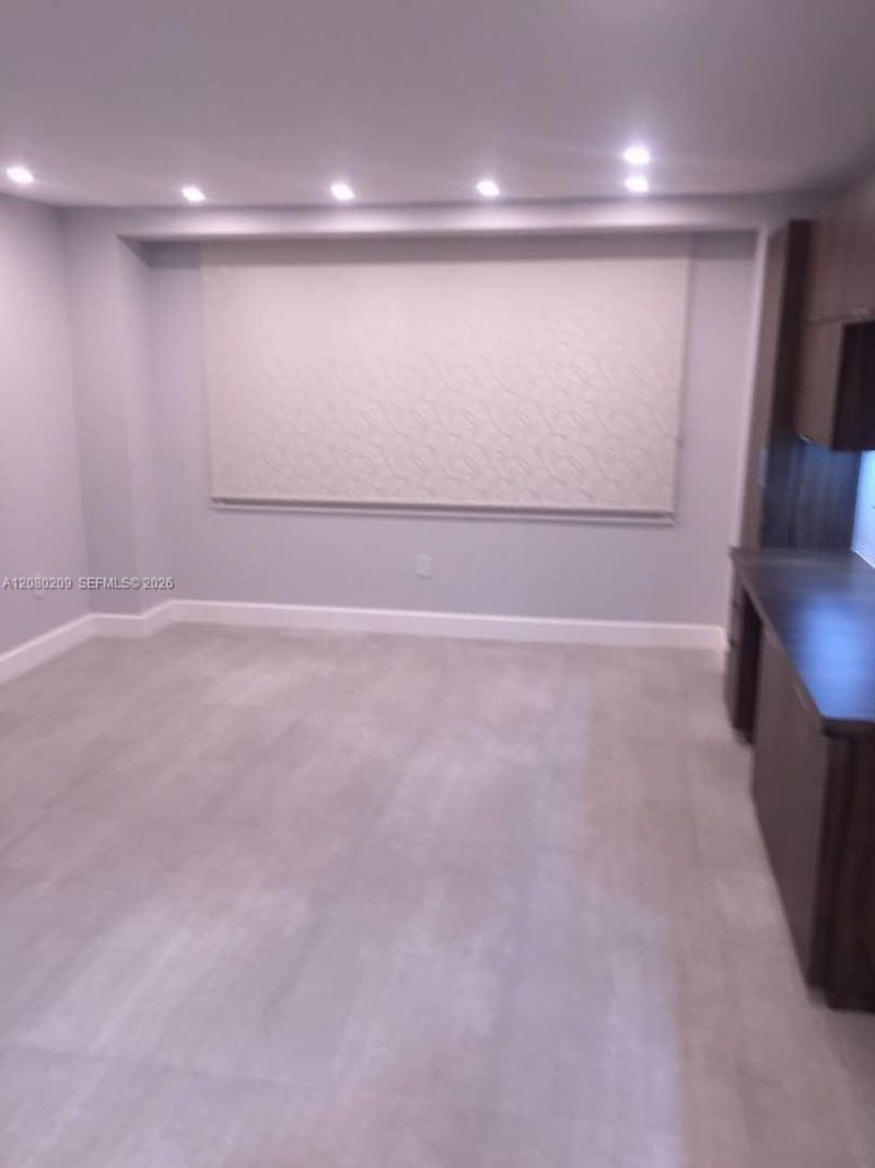 9801 Collins Ave, Unit 12Q, Bal Harbour, FL 33154 Photo