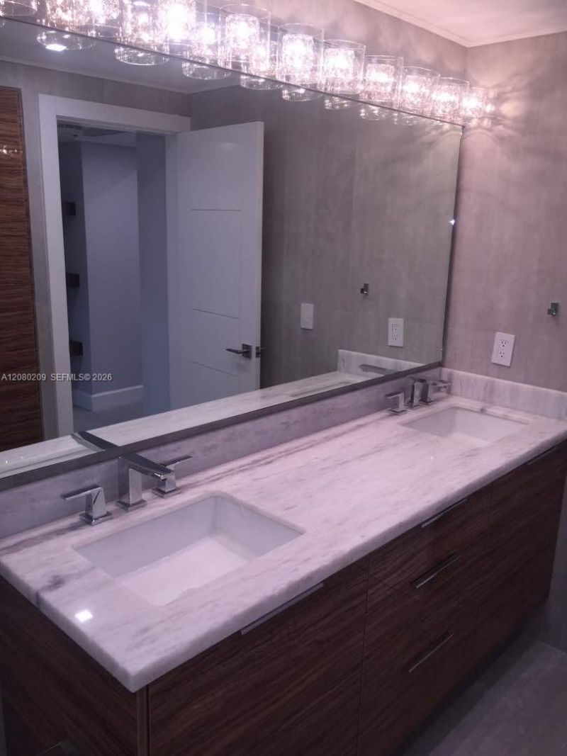 9801 Collins Ave, Unit 12Q, Bal Harbour, FL 33154 Photo
