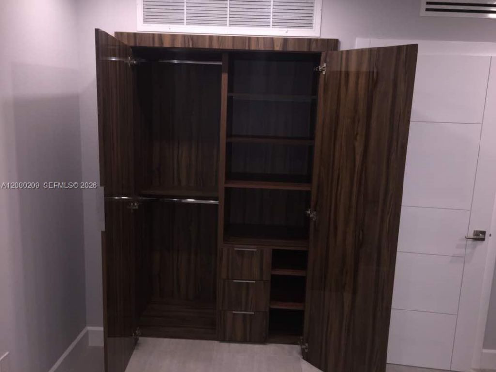 9801 Collins Ave, Unit 12Q, Bal Harbour, FL 33154 Photo