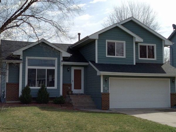 101 SW Countrywood Lane, Ankeny, IA 50023