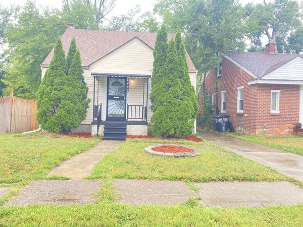 19447 Rutherford Street, Detroit, MI 48235