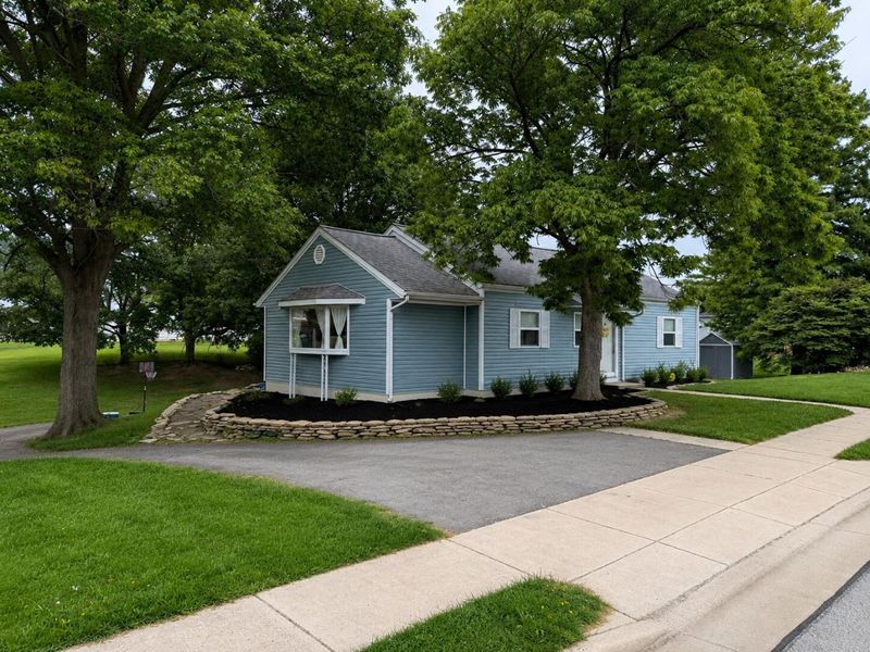 855 N Spruce Street, Saint Marys, OH 45885 Photo 2