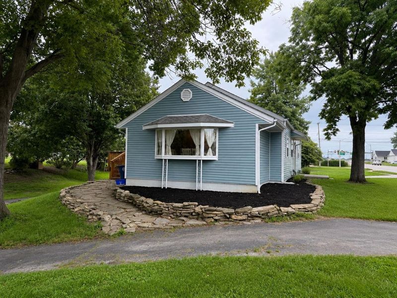 855 N Spruce Street, Saint Marys, OH 45885 Photo 3