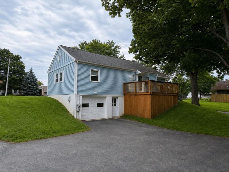 855 N Spruce Street, Saint Marys, OH 45885 Photo 4