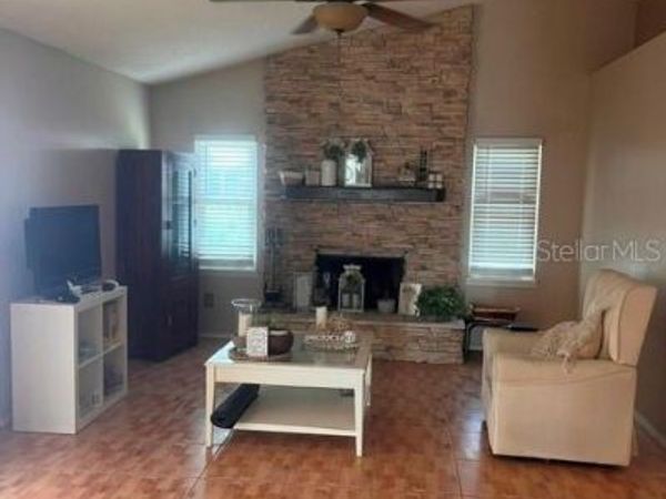 181 HAMMOCK ROAD SE, PALM BAY, FL 32909